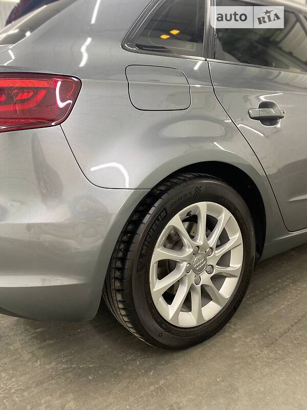 Хэтчбек Audi A3 2016 в Киеве фото 12 Хэтчбек Audi A3 2016 в Киеве