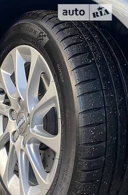 Хэтчбек Audi A3 2016 в 