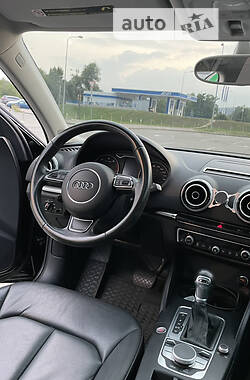 Седан Audi A3 2015 в Киеве