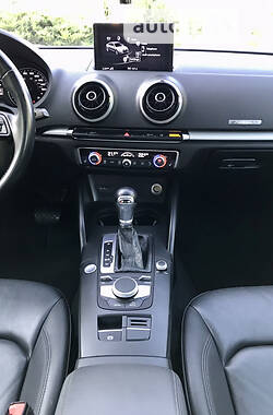 Седан Audi A3 2016 в 