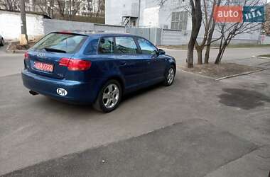 Хэтчбек Audi A3 2004 в Киеве