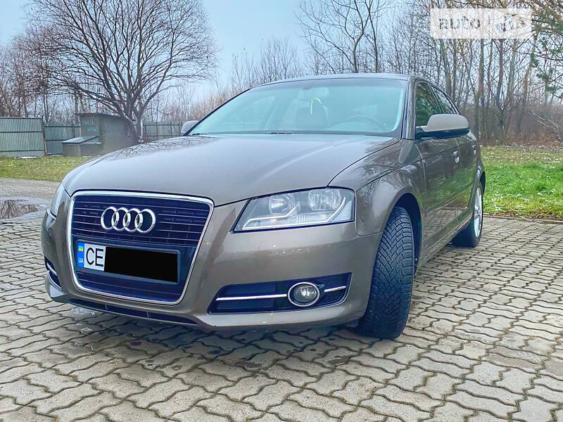 Хэтчбек Audi A3 2011 в Черновцах