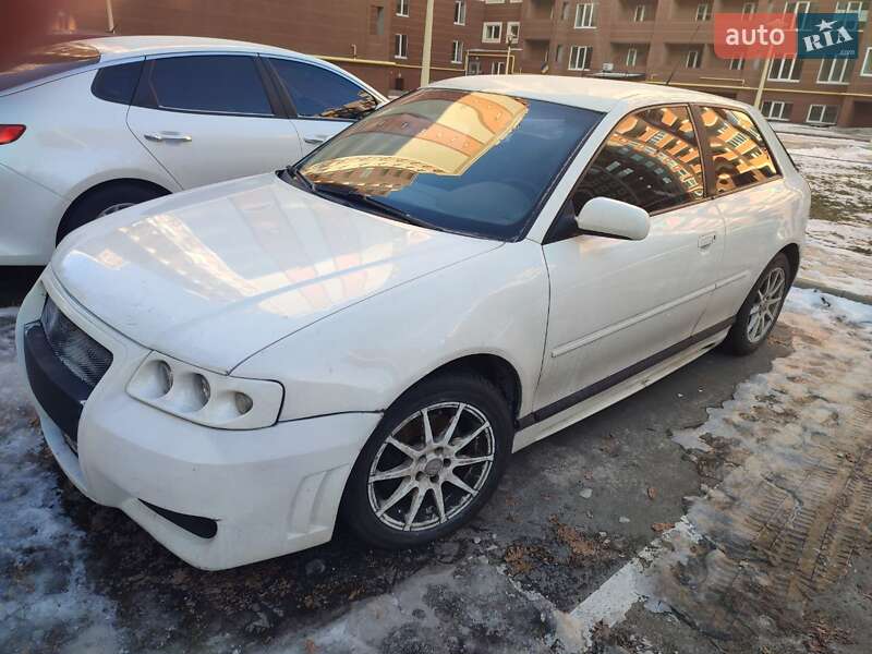 Хэтчбек Audi A3 1997 в Киеве