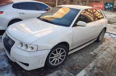 Хетчбек Audi A3 1997 в 