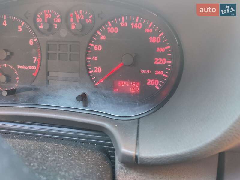 Хэтчбек Audi A3 1997 в Киеве