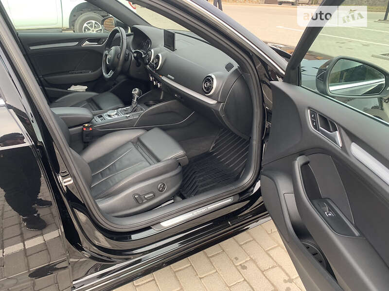 Хэтчбек Audi A3 2016 в Виннице