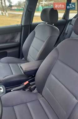 Хетчбек Audi A3 2002 в Лохвиці