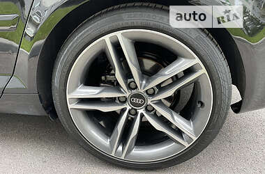 Хэтчбек Audi A3 2011 в 