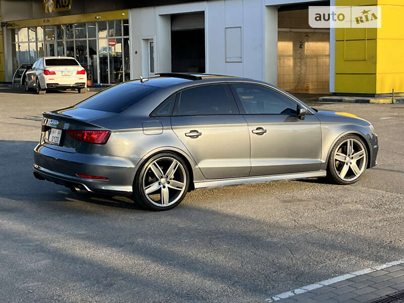 Седан Audi A3 2015 в Киеве