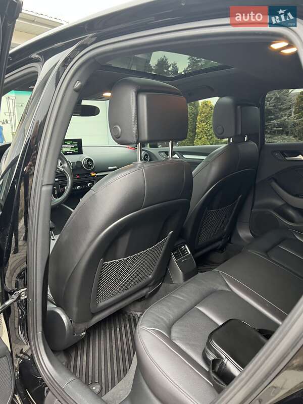 Седан Audi A3 2015 в Львове