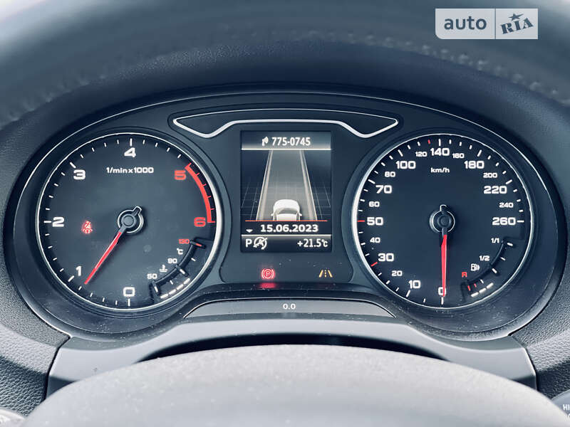 Хэтчбек Audi A3 2015 в Одессе