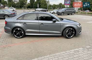 Седан Audi A3 2016 в 