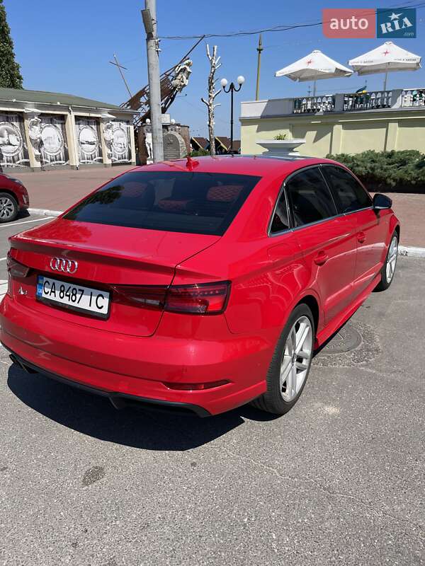 Седан Audi A3 2018 в Черкасах