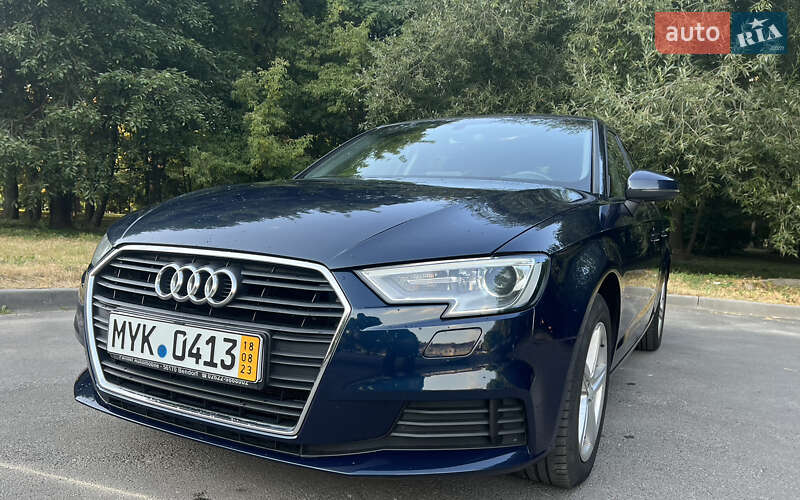 Хетчбек Audi A3 2019 в Вінниці