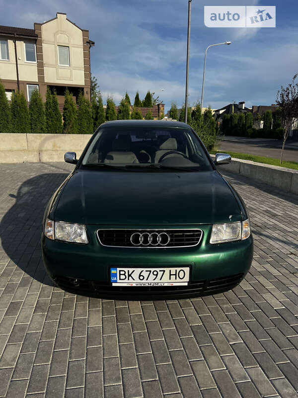 Хэтчбек Audi A3 1998 в Ровно