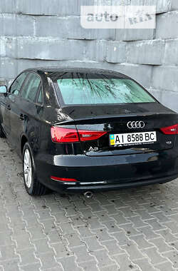 Седан Audi A3 2015 в 
