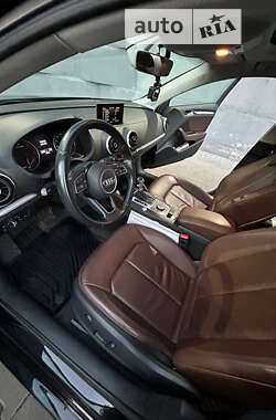 Седан Audi A3 2015 в 