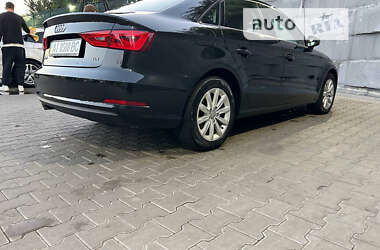 Седан Audi A3 2015 в 