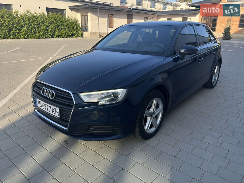 Хетчбек Audi A3 2019 в Вінниці