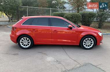 Хэтчбек Audi A3 2013 в Киеве