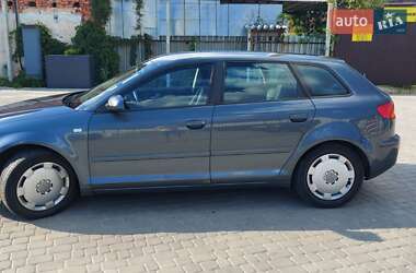 Хэтчбек Audi A3 2005 в 