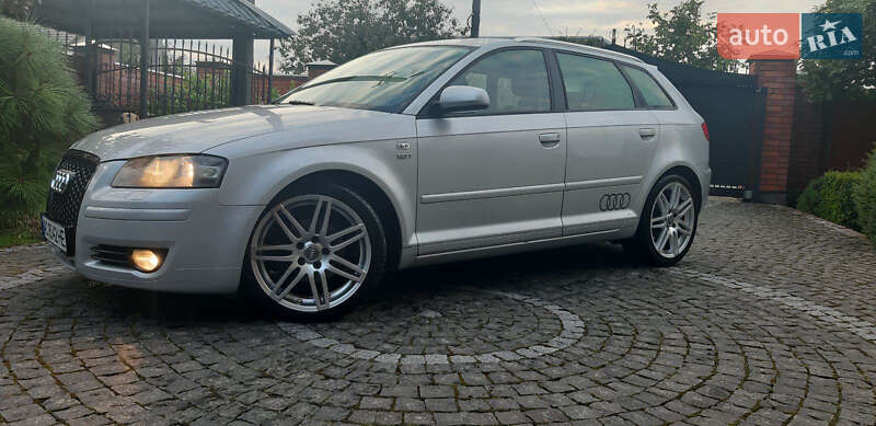 Хэтчбек Audi A3 2008 в Владимир-Волынском