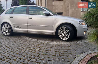 Хэтчбек Audi A3 2008 в Владимир-Волынском