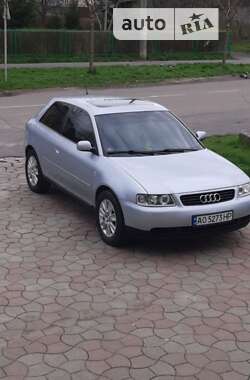 Хетчбек Audi A3 1998 в Мукачевому