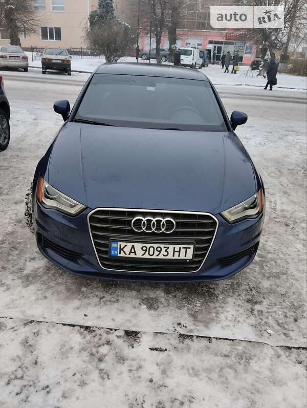 Седан Audi A3 2014 в Попельне