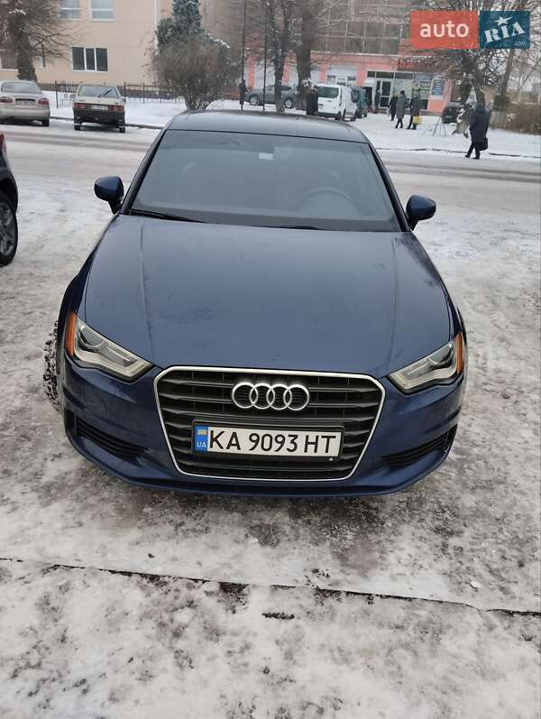 Седан Audi A3 2014 в Попельне