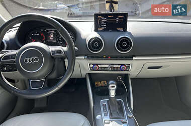 Седан Audi A3 2015 в Запорожье