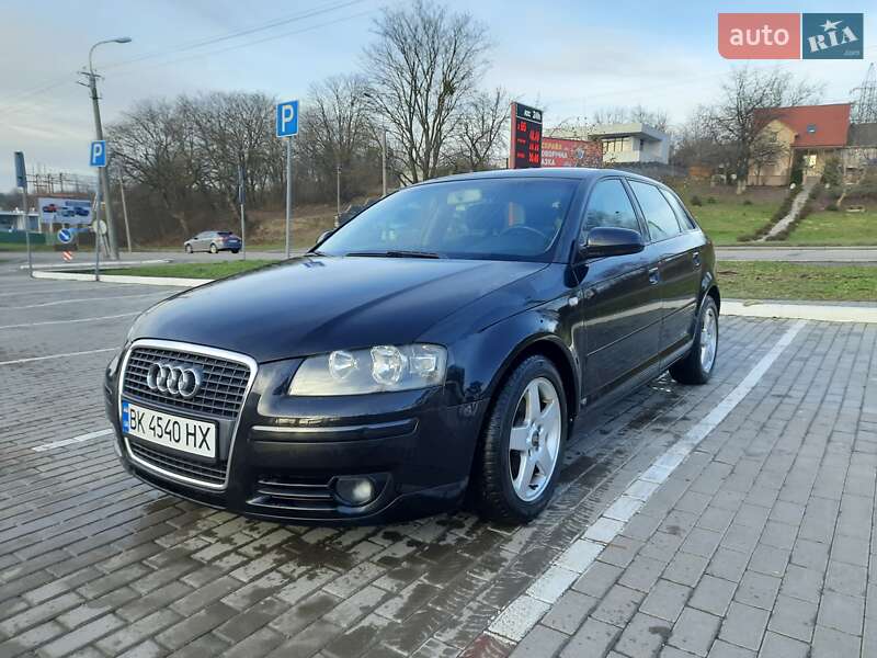 Хэтчбек Audi A3 2004 в Ровно