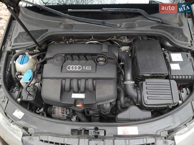 Хэтчбек Audi A3 2004 в Ровно