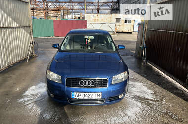 Хэтчбек Audi A3 2003 в 