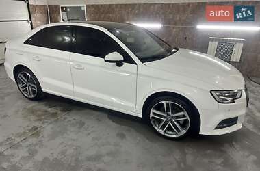 Седан Audi A3 2020 в Киеве