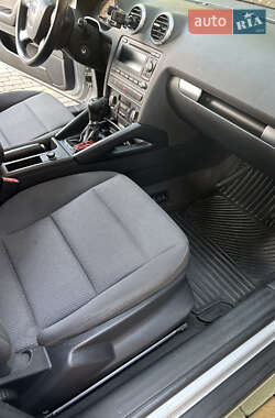 Хетчбек Audi A3 2012 в Ужгороді