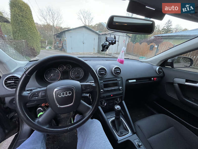 Хетчбек Audi A3 2012 в Долині