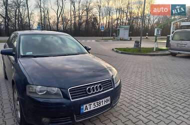 Хэтчбек Audi A3 2004 в 
