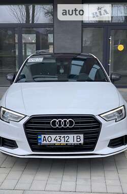 Седан Audi A3 2019 в Сваляві
