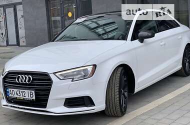 Седан Audi A3 2019 в Сваляві