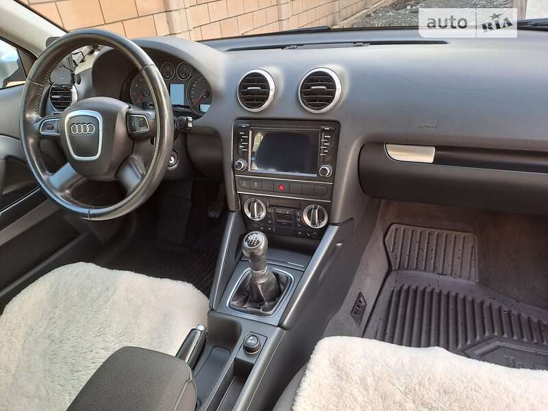 Хэтчбек Audi A3 2011 в Измаиле