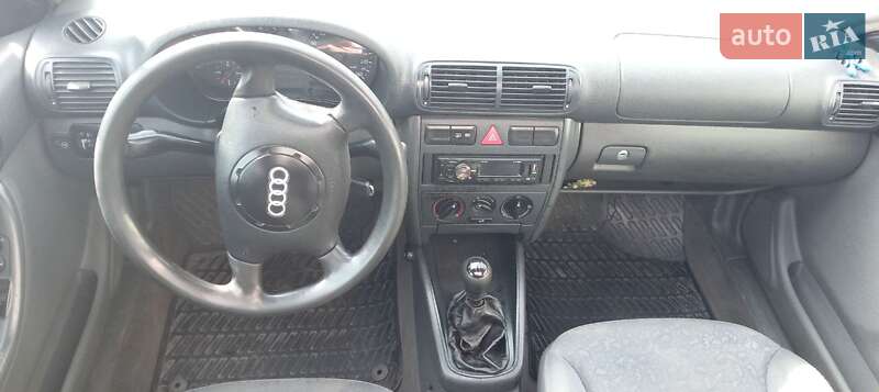Хэтчбек Audi A3 1998 в Днепре
