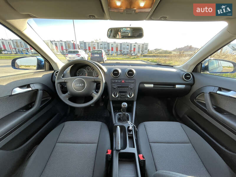 Хэтчбек Audi A3 2004 в Коломые