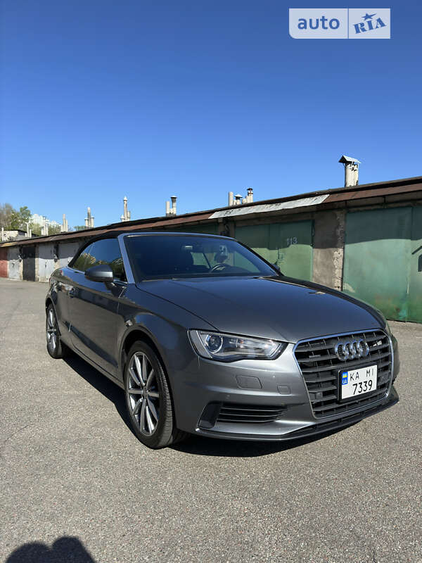 Кабриолет Audi A3 2016 в Киеве