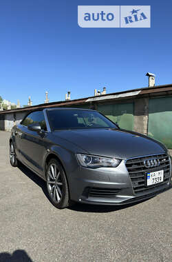 Кабриолет Audi A3 2016 в 