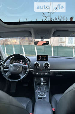 Хэтчбек Audi A3 2015 в Одессе