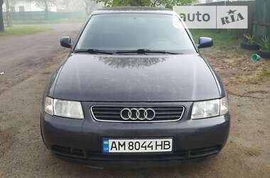 Хэтчбек Audi A3 2000 в Малине