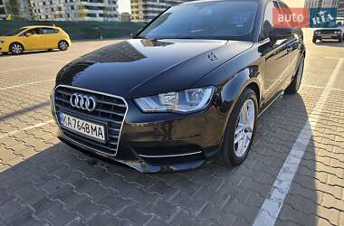 Хэтчбек Audi A3 2014 в 