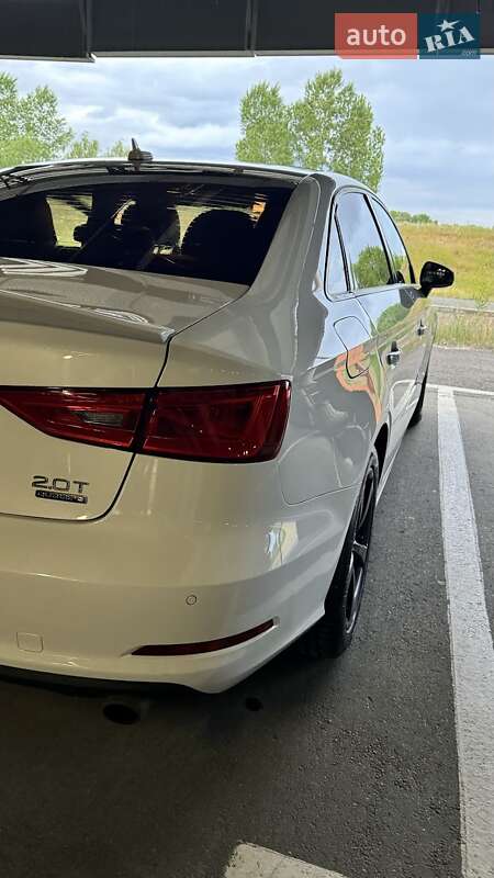 Седан Audi A3 2016 в Львове