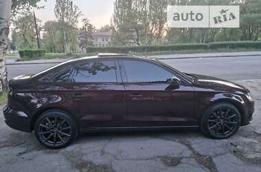 Седан Audi A3 2014 в Запорожье